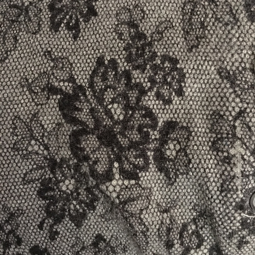 Cardigan - Picture 4 of 4